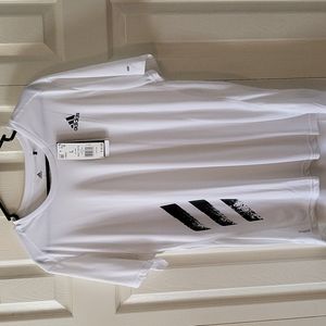 Adidas T-Shirt